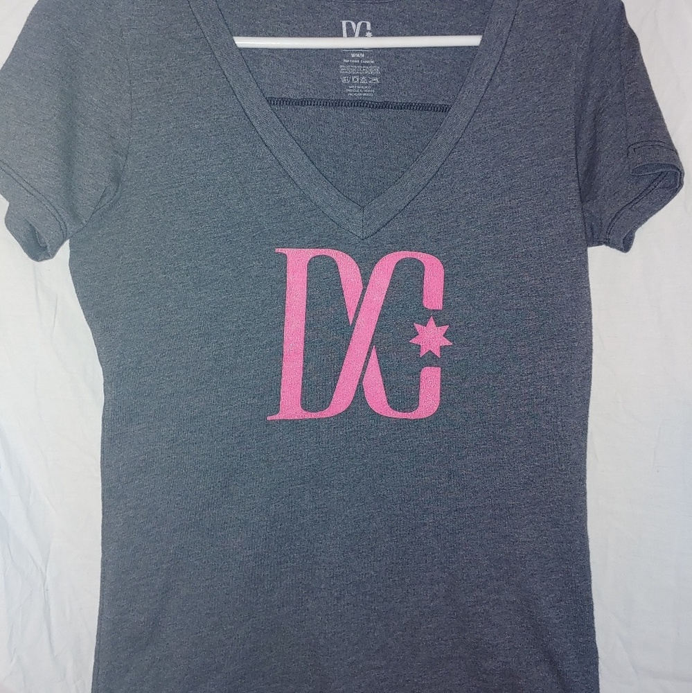 DC shoes tshirt